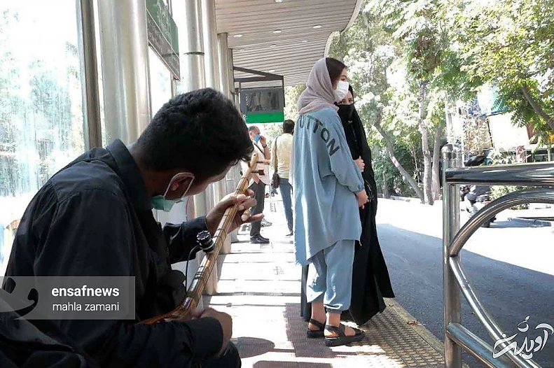 زنان در تهران، تابستان ۱۴۰۰